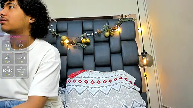 Miriam milf online show from December 18, 2025, 12:22 pm