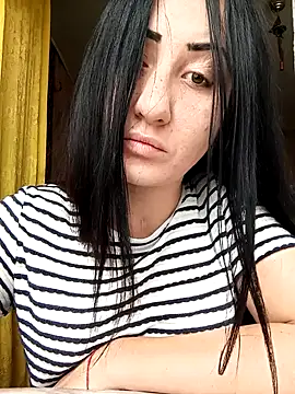 Snapshot of Lili_Doris chatting on September 17, 2025, 6:26 am Lili Doris online show from September 17, 2025, 6:26 am