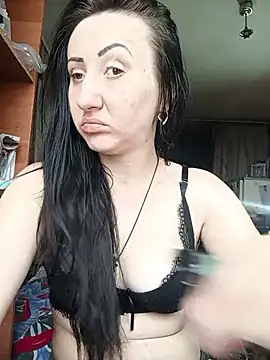 Snapshot of Lili_Doris chatting on November 30, 2025, 9:57 am Lili Doris online show from November 30, 2025, 9:57 am