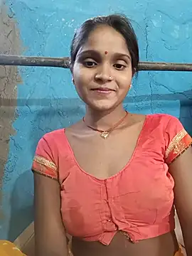 Snapshot of Harini_Gautam chatting on October 13, 2025, 4:34 am Harini Gautam online show from October 13, 2025, 4:34 am