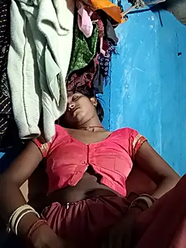 Snapshot of Harini_Gautam chatting on October 25, 2025, 6:35 pm Harini Gautam online show from October 25, 2025, 6:35 pm