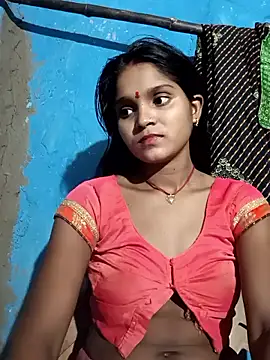 Snapshot of Harini_Gautam chatting on October 26, 2025, 7:42 pm Harini Gautam online show from October 26, 2025, 7:42 pm