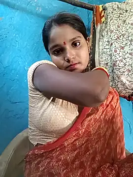 Snapshot of Harini_Gautam chatting on November 15, 2025, 6:22 am Harini Gautam online show from November 15, 2025, 6:22 am