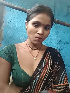 Snapshot of Harini_Gautam chatting on June 1, 2026, 6:26 am Harini Gautam online show from June 1, 2026, 6:26 am