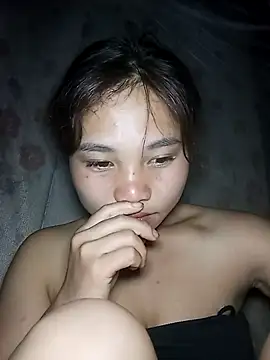 Snapshot of EllyBaby20 chatting on September 21, 2025, 11:28 pm EllyBaby20 online show from September 21, 2025, 11:28 pm