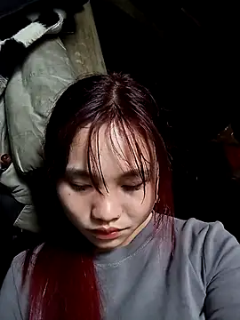 Snapshot of EllyBaby20 chatting on October 4, 2025, 2:20 am EllyBaby20 online show from October 4, 2025, 2:20 am