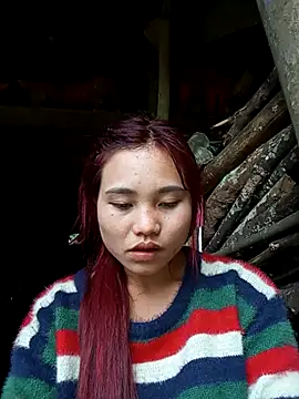 Snapshot of EllyBaby20 chatting on October 8, 2025, 4:43 am EllyBaby20 online show from October 8, 2025, 4:43 am