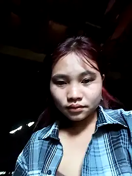 Snapshot of EllyBaby20 chatting on October 18, 2025, 12:24 am EllyBaby20 online show from October 18, 2025, 12:24 am