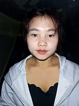 Snapshot of EllyBaby20 chatting on November 1, 2025, 4:25 am EllyBaby20 online show from November 1, 2025, 4:25 am