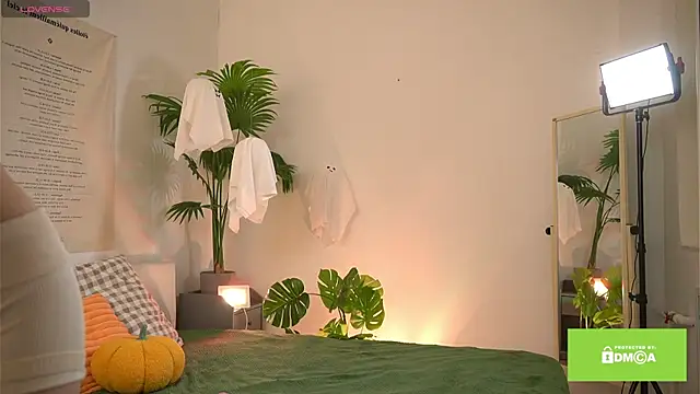 Snapshot of swtty_meivi chatting on October 25, 2025, 7:05 am swtty meivi online show from October 25, 2025, 7:05 am