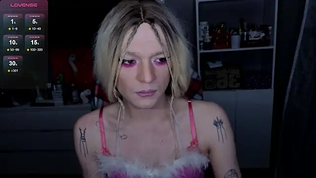 Kkkylie online show from March 11, 2026, 4:07 am