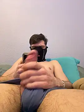 Snapshot of tok_lo24 chatting on February 1, 2026, 2:10 am tok lo24 online show from February 1, 2026, 2:10 am