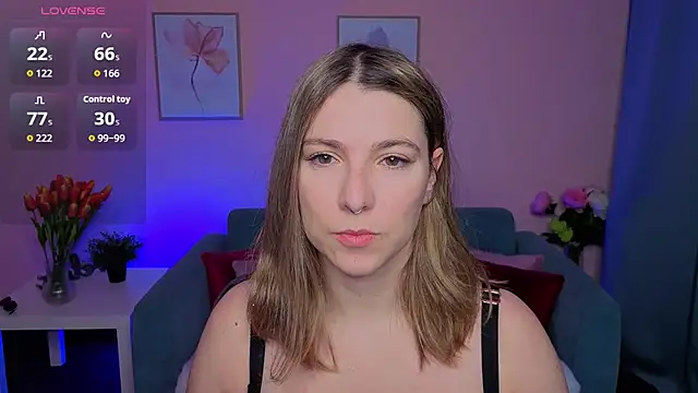 Snapshot of evafolver chatting on October 1, 2025, 6:08 am evafolver online show from October 1, 2025, 6:08 am