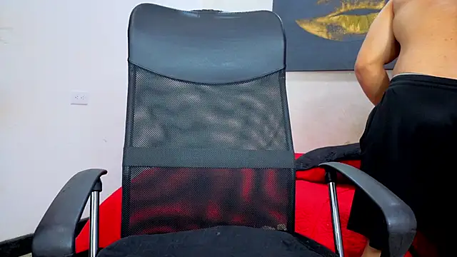 Snapshot of DylanGuss chatting on September 17, 2025, 11:34 am DylanGuss online show from September 17, 2025, 11:34 am