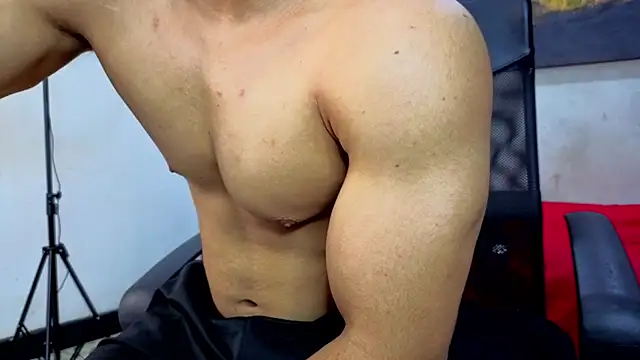 Snapshot of DylanGuss chatting on October 1, 2025, 11:49 am DylanGuss online show from October 1, 2025, 11:49 am