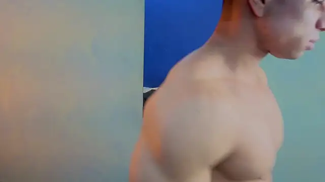 Snapshot of DylanGuss chatting on October 29, 2025, 12:18 pm DylanGuss online show from October 29, 2025, 12:18 pm