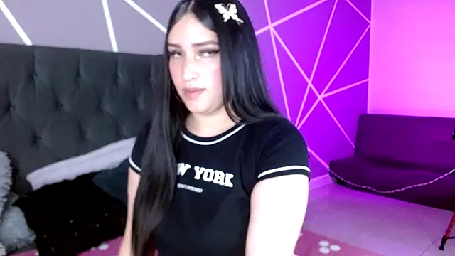 Chloe1126  online show from September 10, 2025, 2:06 pm