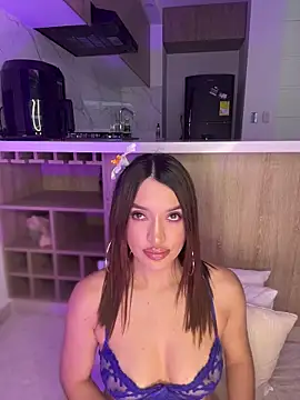 Bella-taylorr online show from March 23, 2026, 6:39 am