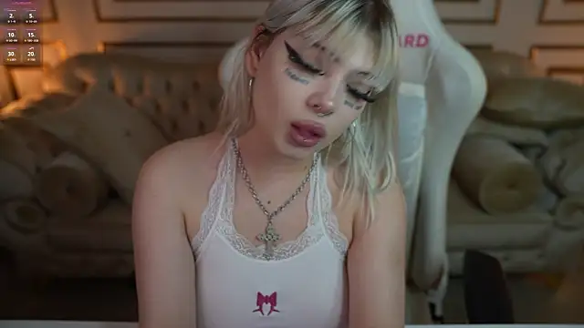 Snapshot of Yuki_sun chatting on September 26, 2025, 2:43 pm Yuki sun online show from September 26, 2025, 2:43 pm