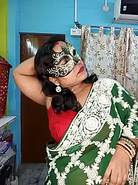 extreamhot1 online show from November 15, 2025, 7:10 pm