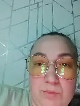 Kiss Eva online show from December 24, 2024, 6:17 pm