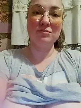 Kiss Eva online show from February 12, 2025, 5:16 pm