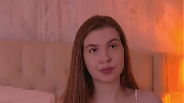 Snapshot of AshleyEvance chatting on June 10, 2026, 6:34 am AshleyEvance online show from June 10, 2026, 6:34 am