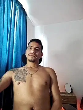 Juann-cock online show from November 28, 2025, 1:58 pm