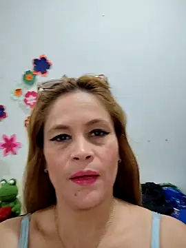 Chica fuego online show from September 16, 2025, 7:15 pm