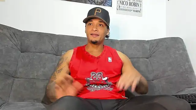 Snapshot of _MACCARTHY_TAYLOR chatting on November 4, 2025, 11:48 pm MACCARTHY TAYLOR online show from November 4, 2025, 11:48 pm