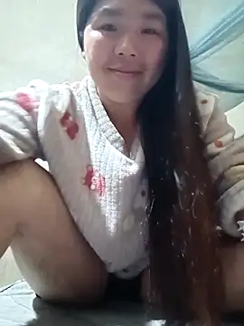 quynhkoolbae online show from April 25, 2026, 1:08 am