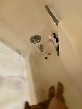 tupapidel80 online show from February 5, 2026, 11:42 pm