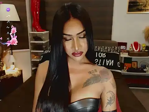 SeductiveVictoria online show from May 22, 2026, 3:17 pm