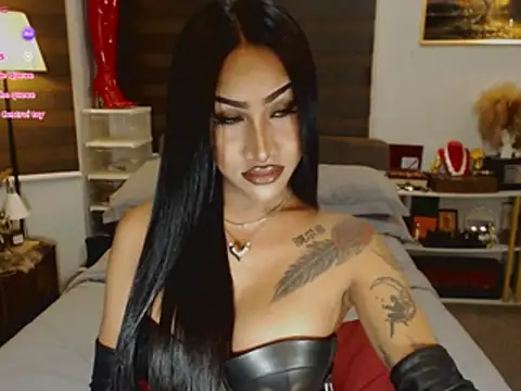 Snapshot of SeductiveVictoria chatting on July 2, 2026, 1:17 pm SeductiveVictoria online show from July 2, 2026, 1:17 pm