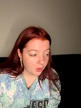 Snapshot of ScarlettSinner chatting on October 26, 2025, 11:42 pm ScarlettSinner online show from October 26, 2025, 11:42 pm