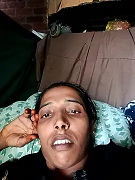 Snapshot of Pinki_thakur_1 chatting on November 29, 2025, 5:43 am Pinki thakur 1 online show from November 29, 2025, 5:43 am