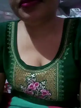 TINASONI online show from October 6, 2025, 3:09 pm