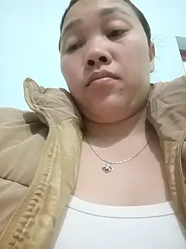 miumiu 00 online show from January 14, 2026, 12:22 pm