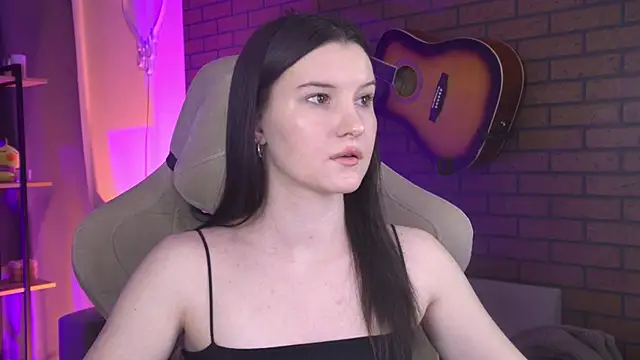 AgataWillis online show from April 28, 2026, 5:29 pm