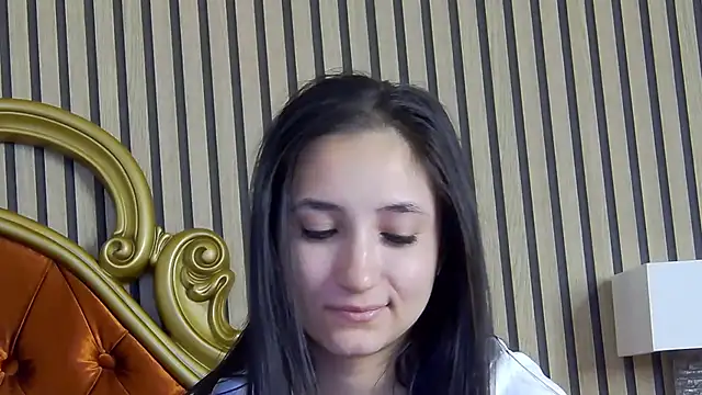 Snapshot of CarolinaBlair chatting on July 9, 2026, 2:04 am CarolinaBlair online show from July 9, 2026, 2:04 am