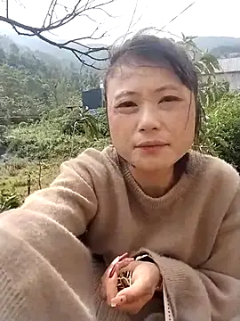 linda bae00 online show from February 17, 2026, 4:42 am