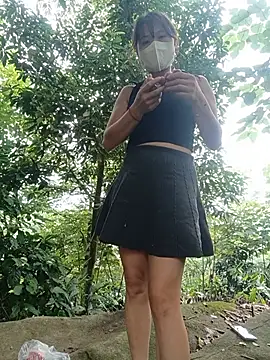 linda bae00 online show from June 22, 2026, 3:25 am