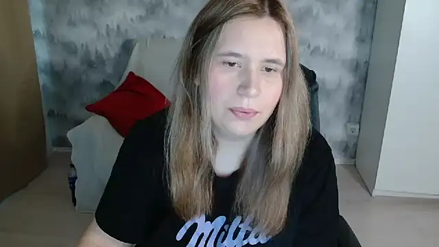 Snapshot of AdelinaLawson chatting on April 15, 2026, 5:58 am AdelinaLawson online show from April 15, 2026, 5:58 am