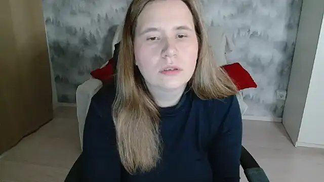 Snapshot of AdelinaLawson chatting on April 21, 2026, 11:27 am AdelinaLawson online show from April 21, 2026, 11:27 am