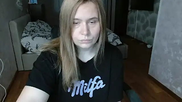 Snapshot of AdelinaLawson chatting on May 8, 2026, 7:46 am AdelinaLawson online show from May 8, 2026, 7:46 am