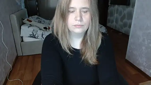 Snapshot of AdelinaLawson chatting on May 10, 2026, 9:14 am AdelinaLawson online show from May 10, 2026, 9:14 am