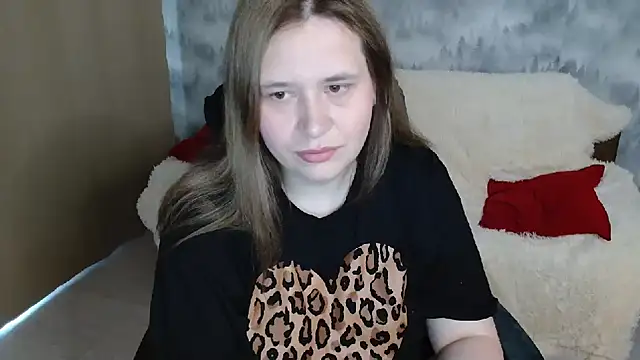 AdelinaLawson online show from June 12, 2026, 2:54 am