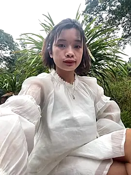 Snapshot of beobeo_2xx chatting on October 21, 2025, 1:06 am beobeo 2xx online show from October 21, 2025, 1:06 am