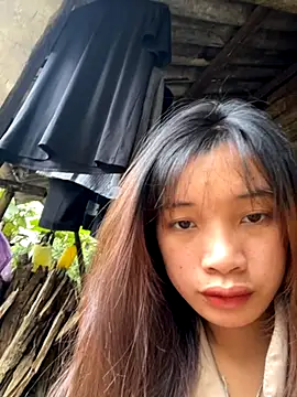 Snapshot of beobeo_2xx chatting on October 24, 2025, 6:21 am beobeo 2xx online show from October 24, 2025, 6:21 am