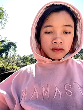 Snapshot of beobeo_2xx chatting on November 30, 2025, 5:22 am beobeo 2xx online show from November 30, 2025, 5:22 am